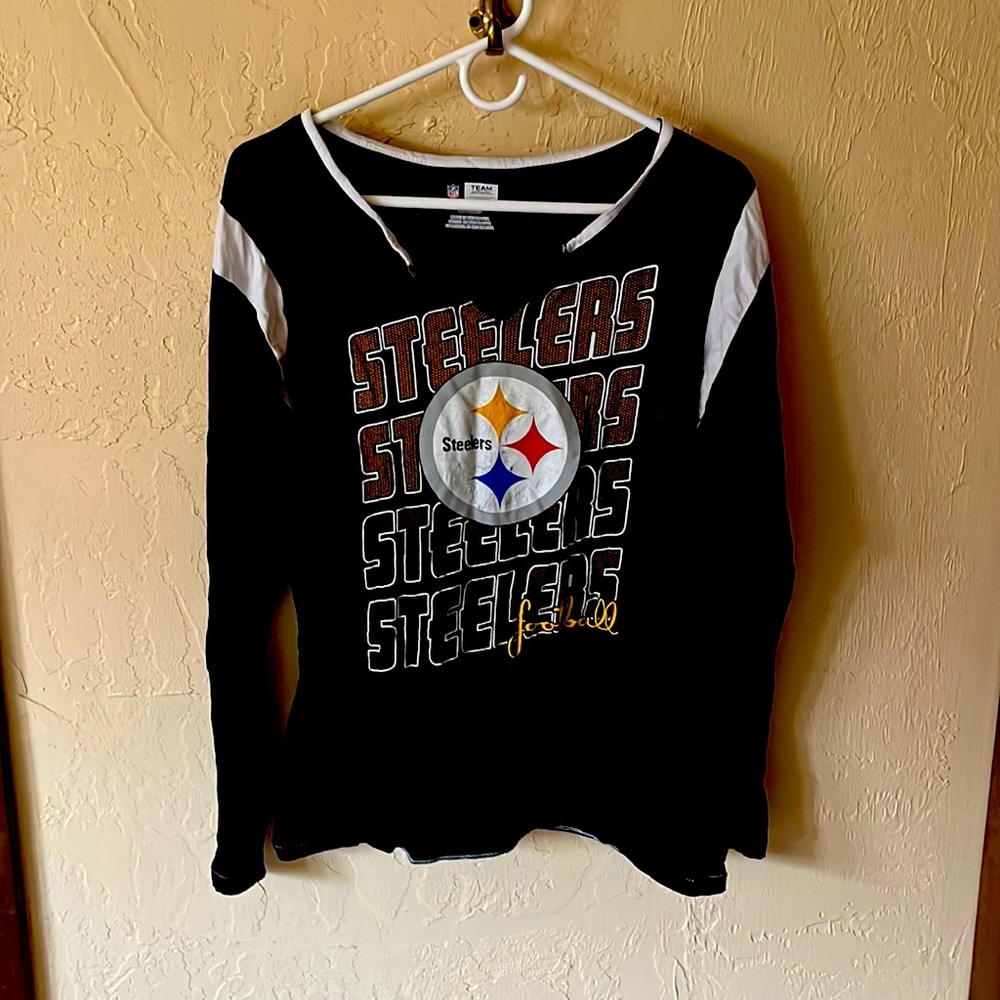 XL women’s long sleeved t-shirt